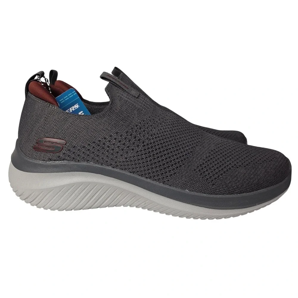 Skechers Ultra Flex 3.0 Demchek Shoes Men 9 Gray Red Slip On Sneaker Stretch NEW